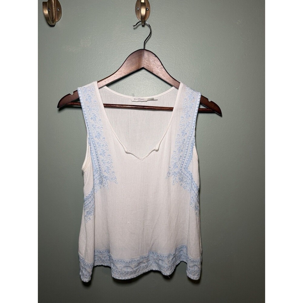 Blu Pepper Womens L White Blue Floral Embroidered V-Neck Wide Strap Tank Top